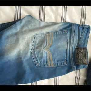 NWT Diesel Zatiny Micro-bootcut Jeans